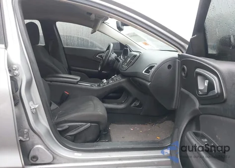 2015 Chrysler 200 Limited z USA, uszkodzony, nr VIN 1C3CCCAB0FN744302